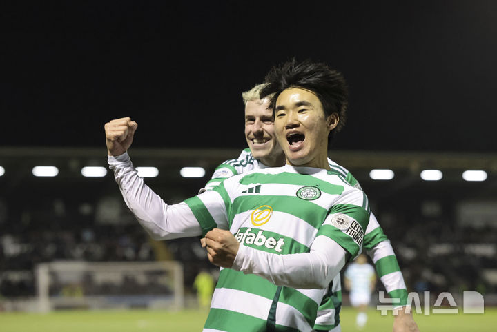 [페이즐리=AP/뉴시스]셀틱 양현준, 후반 교체 투입돼 2골 1도움. 2025.03.01.