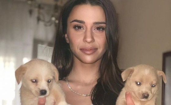 [서울=뉴시스] 유럽에서 동물 구조단체를 운영하며 인플루언서로 활동하던 여성이 마약을 밀매한 혐의 등으로 쫓기다 도주 4년 만에 체포된 사건이 발생했다. (사진= 텔레그래프 캡처 ) 2025.03.02. photo@newsis.com *재판매 및 DB 금지