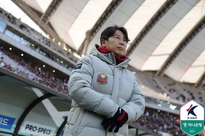[서울=뉴시스] 프로축구 K리그1 FC서울의 김기동 감독. (사진=한국프로축구연맹 제공)