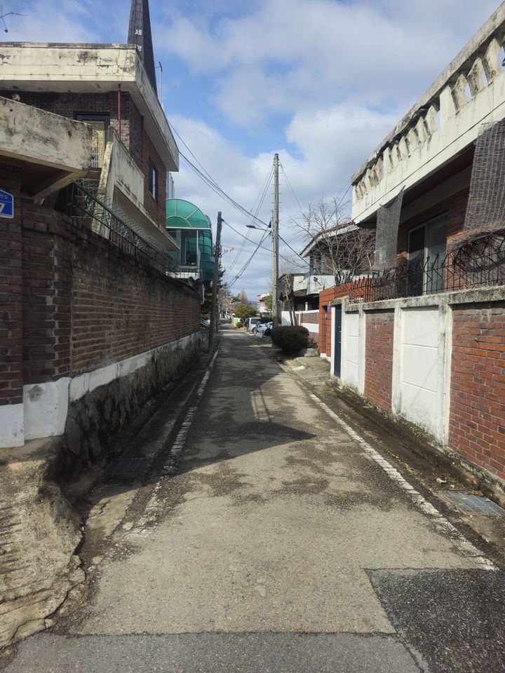 [대전=뉴시스]대전 중구 대흥동1구역 재개발정비사업 지구 내 주택. 2025. 03. 04 photo@newsis.com *재판매 및 DB 금지
