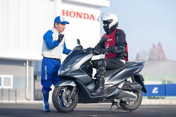 [서울=뉴시스] 혼다코리아가 국내 최대 규모 모터사이클 안전운전 교육 전문 기관인 '혼다 에듀케이션 센터'를 공식 오픈했다고 4일 밝혔다. (사진=혼다코리아 제공) photo@newsis.com *재판매 및 DB 금지