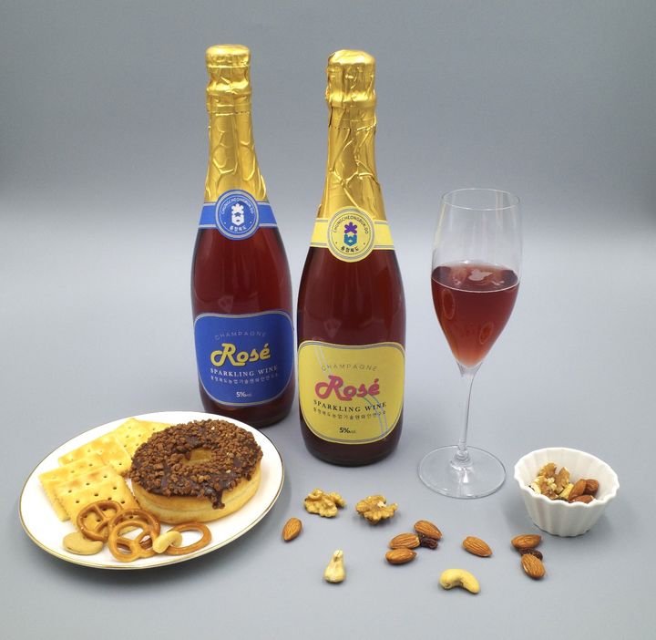 충북도농업기술원이 특허 출원한 '로제 스파크링 와인'. (사진=충북도농업기술원 제공) *재판매 및 DB 금지