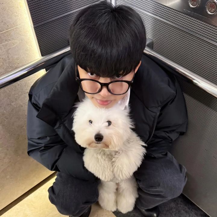 가수 임영웅이 소셜미디어(SNS)에 일상 사진을 공유해 자신의 근황을 알렸다. (사진=임영웅 인스타그램) *재판매 및 DB 금지