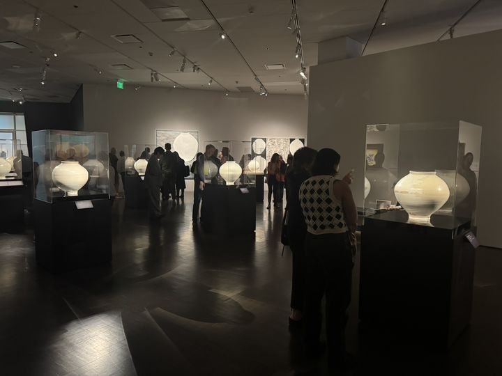 덴버박물관 달항아리 특별전 전시 전경. *재판매 및 DB 금지