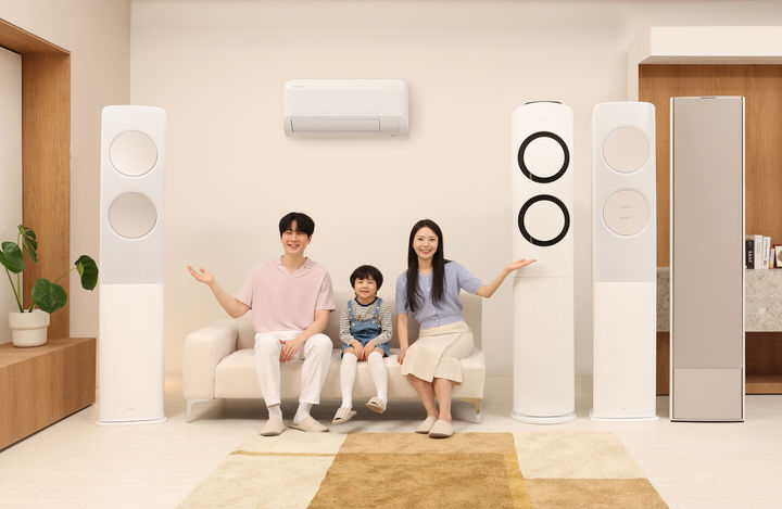 [서울=뉴시스]삼성전자가 최신 인공지능(AI) 기능을 탑재한 2025년 AI 에어컨 신제품 전 라인업을 7일 출시한다. (사진 = 삼성전자) 2025.03.06. photo@newsis.com *재판매 및 DB 금지