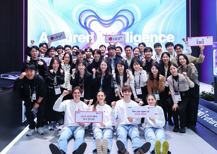 [바르셀로나(스페인)=뉴시스] LG유플러스가 세계 최대 이동통신 전시회 MWC25에 처음으로 마련한 단독 전시관을 운영했다. (사진=LGU+ 제공) *재판매 및 DB 금지