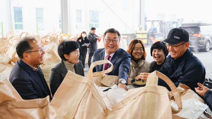 [합천=뉴시스] 합천군청 합천군, 1억 소득 농업인 2024년 2003명 달성 *재판매 및 DB 금지 *재판매 및 DB 금지