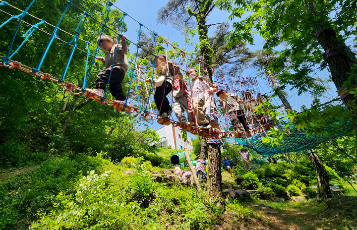 [곡성=뉴시스] 전남 곡성꿈놀자학교 운영. (사진=곡성군청 제공). photo@newsis.com *재판매 및 DB 금지