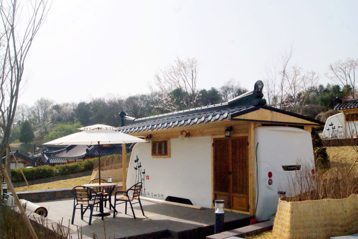 [서울=뉴시스] 한옥카라반 전경. 2025.03.11. (사진=도봉구 제공) *재판매 및 DB 금지