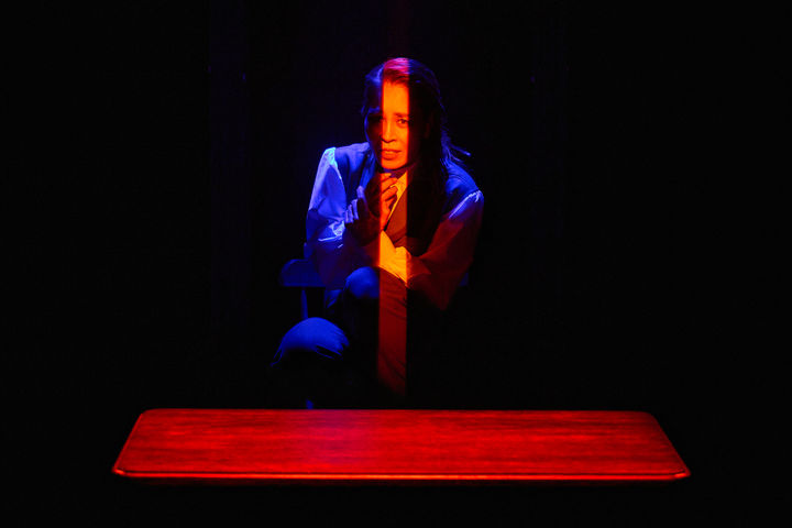 [서울=뉴시스] 배우 최정원이 연극 '지킬 앤 하이드'에서 공연하는 모습.(사진=글림컴퍼니 제공) 2025.03.11. photo@newsis.com *재판매 및 DB 금지