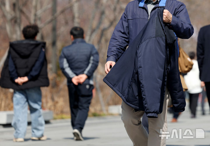 인천, 평년기온 회복해 포근…대기 건조, 화재 주의