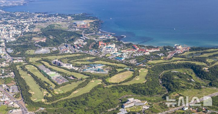 [제주=뉴시스] 임재영 기자 =제주 서귀포시 중문관광단지 전경. (사진=뉴시스DB) ijy788@newsis.com