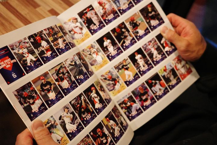 [서울=뉴시스] 프로야구 KIA 타이거즈 김도영, 화보집 발간. (사진 = MVP스포츠 제공) *재판매 및 DB 금지