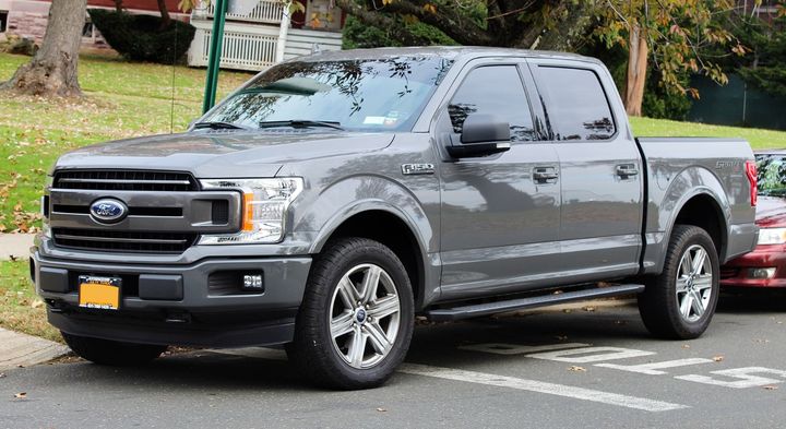 [서울=뉴시스] 뉴욕 퀸즈 베이사이드에 주차된 F-150 XLT.(출처: 위키피디아) 2025.03.13. *재판매 및 DB 금지