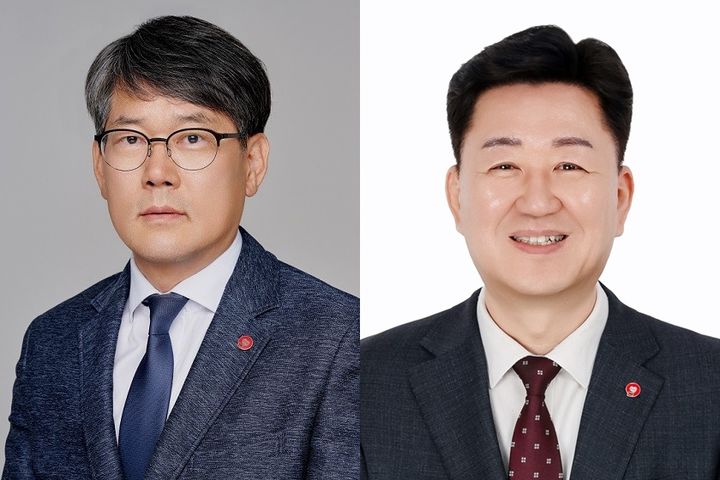 [세종=뉴시스] 왼쪽부터 엄호윤 신임 기획상임이사·, 김기형 신임 장기요양상임이사.(사진=건강보험공단) *재판매 및 DB 금지