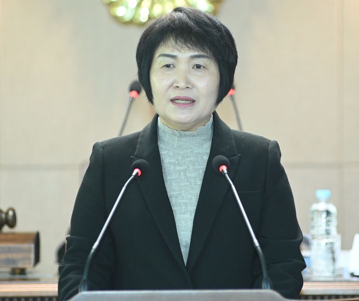 [대전=뉴시스] 조명휘 기자 = 박효서(더불어민주당·나선거구) 대전 대덕구의원이 14일 제285회 임시회 제2차 본회의에서 5분자유발언을 하고 있다. (사진= 대덕구의회 제공) 2025.03.14. photo@newsis.com *재판매 및 DB 금지