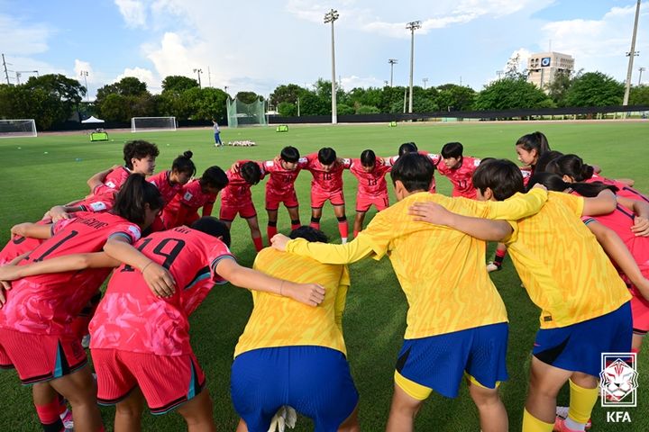 [서울=뉴시스]U-17 여자축구대표팀. (사진=대한축구협회 제공)