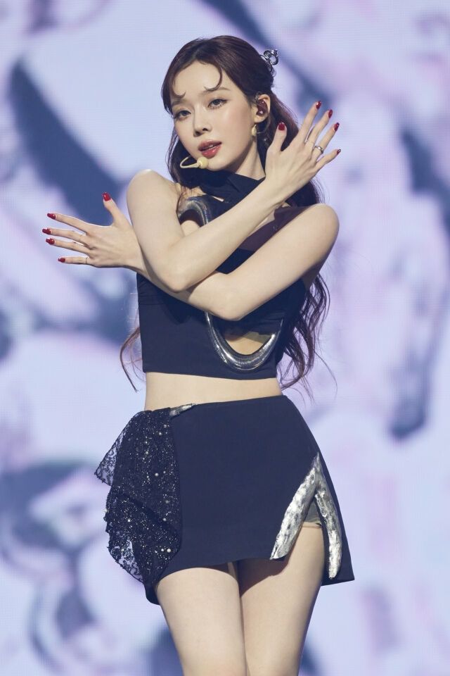 [서울=뉴시스] 초신성 걸그룹 '에스파(aespa)' 윈터가 15~16일 서울 송파구 올림픽공원 케이스포돔(KSPO DOME)에서 '2024-25 에스파 라이브 투어 – 싱크 : 패러렐 라인 – 앙코르'(2024-25 aespa LIVE TOUR – SYNK : PARALLEL LINE – ENCORE)를 펼치고 있다. (사진 = SM엔터테인먼트 제공) 2025.03.16. photo@newsis.com *재판매 및 DB 금지