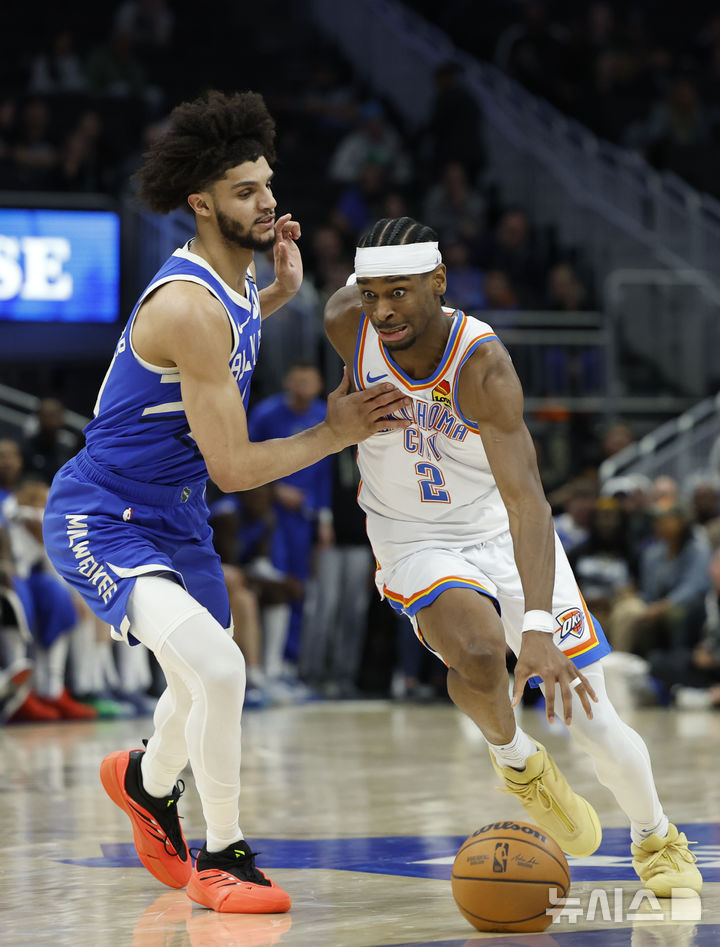 [밀워키=AP/뉴시스] 미국프로농구(NBA) 오클라호마시티 선더의 셰이 길저스 알렉산더. 2025.03.16.