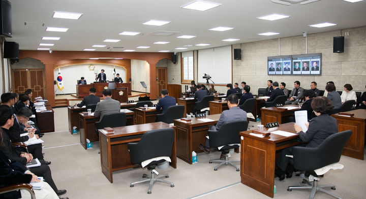 17일 김제시의회가 '제287회 임시회 제1차 본회의'를 개회하고 있다. (사진=시의회 제공) *재판매 및 DB 금지