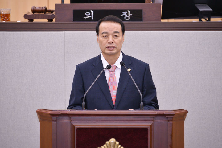 [여수=뉴시스] 여수시의회 송하진 의원. photo@newsis.com *재판매 및 DB 금지