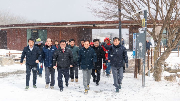 [합천=뉴시스] 합천군청 합천군 2025년 봄철 나무심기 행사 *재판매 및 DB 금지 *재판매 및 DB 금지