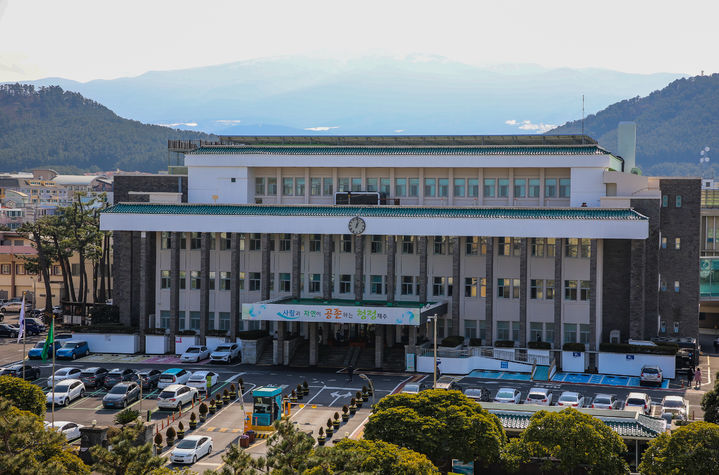 제주도, 61억 투입해 '기업·근로자 맞춤형 일자리 지원' - 뉴스 썸네일 이미지