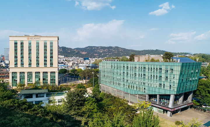 세종대 호텔관광경영학 전공이 '2025 QS 학문분야 평가'에서 호텔경영학 분야 29위를 차지하며 5년 연속 국내 1위를 기록했다. (사진=세종대 제공) *재판매 및 DB 금지