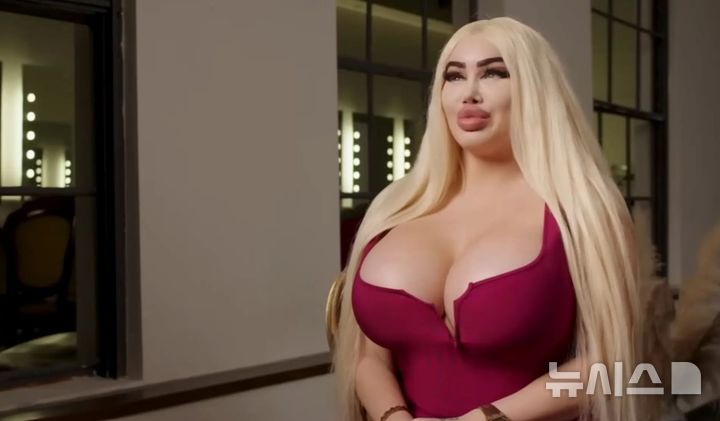 [서울=뉴시스] 네덜란드 출신 인플루언서 비비 부가티. (사진=뉴욕포스트)