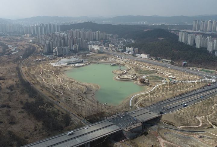 [대전=뉴시스]대전 갑천생태호수공원 전경. 2025. 03. 20 photo@newsis.com *재판매 및 DB 금지