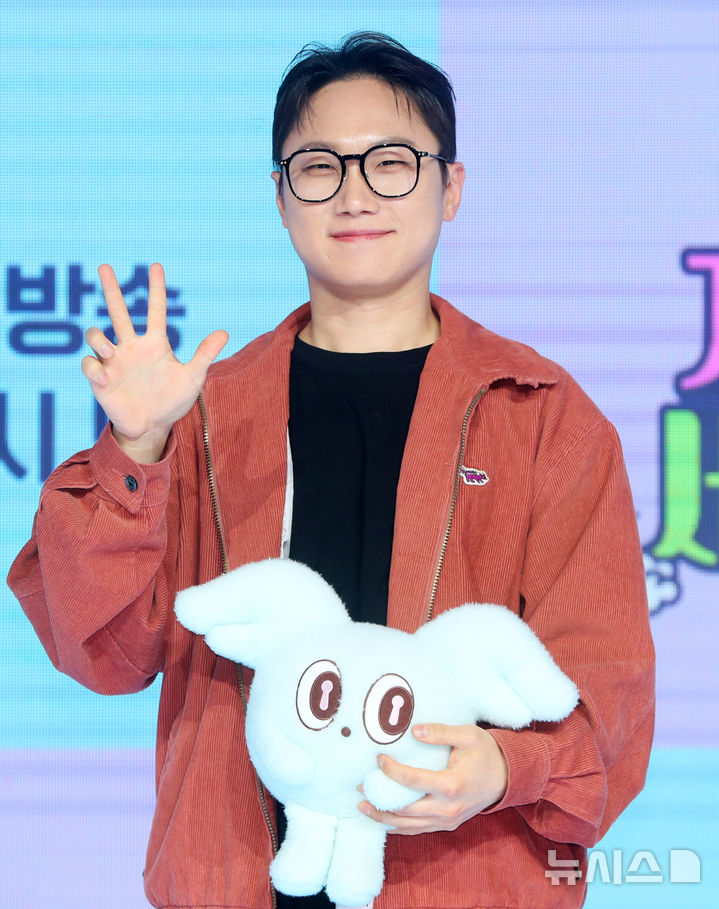 '10㎏ 감량' 빠니보틀 "비만주사 홍보한 적 없어…부작용 겪어"