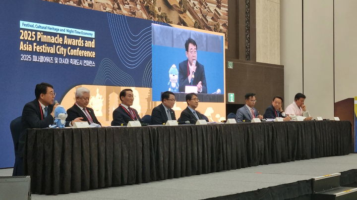 [진주=뉴시스]진주남강유등축제, 2025 아시아축제와 야간경제구역 선정.(사진=진주시 제공).2025.03.21.photo@newsis.com *재판매 및 DB 금지