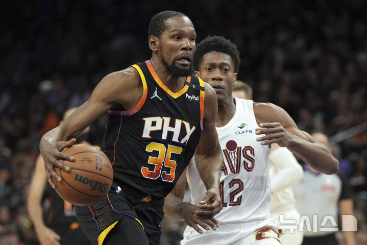 [피닉스=AP/뉴시스] 미국프로농구(NBA) 피닉스 선스의 케빈 듀란트. 2025. 3. 21.