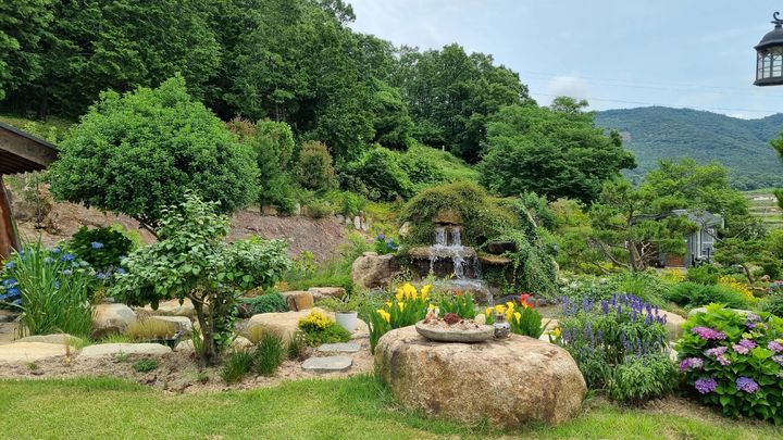  *재판매 및 DB 금지