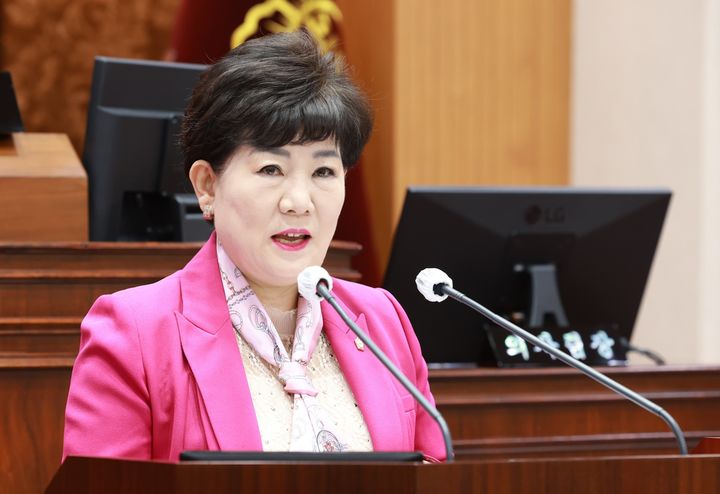 5분 발언하는 이정임 제천시의원 *재판매 및 DB 금지