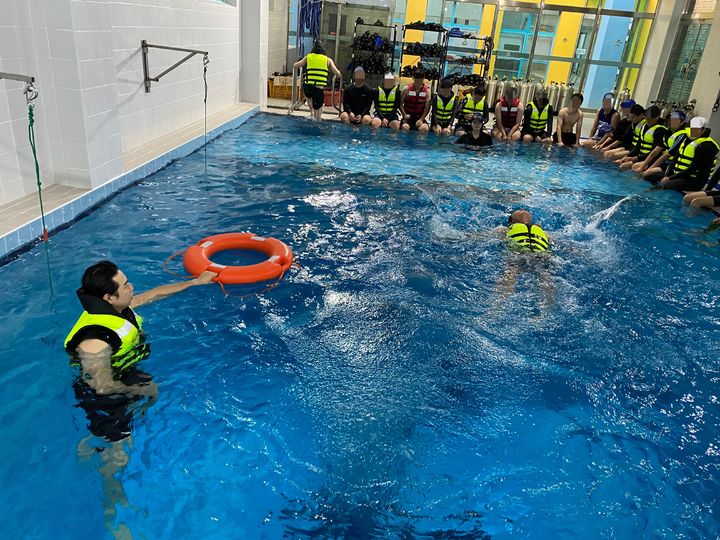 [서울=뉴시스] 국립중앙청소년수련원의 청소년 리더십 캠프에 참여한청소년들이 활동하고 있다. 2025.03.25. (사진=국립중앙청소년수련원 제공) *재판매 및 DB 금지