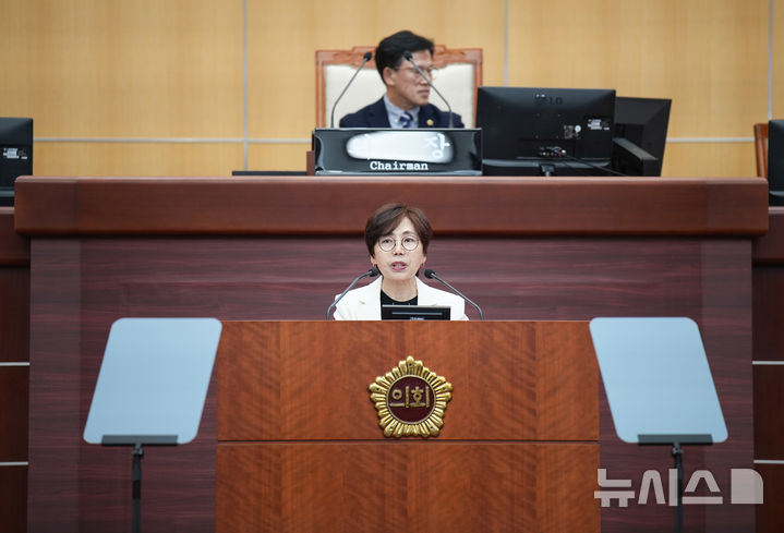 [전주=뉴시스] 국주영은 전북도의원이 25일 개최한 제417회 임시회 제2차 도정질문에서 발언을 하고 있다. 2025.03.25 (사진= 전북자치도의회 제공) *재판매 및 DB 금지