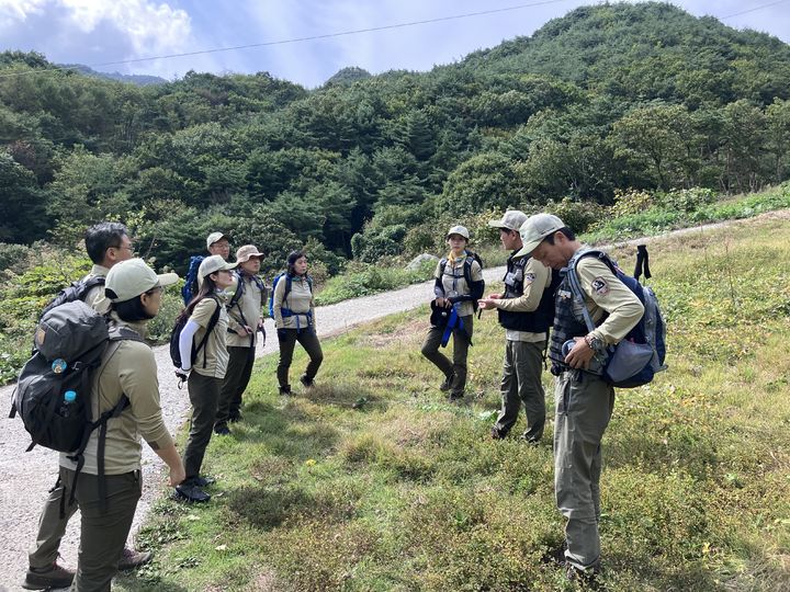 [합천=뉴시스] 가야산국립공원 에어-레인저(AIR-RANGER) 운영 *재판매 및 DB 금지 *재판매 및 DB 금지