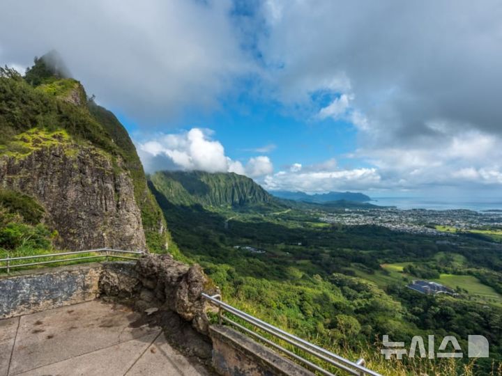 [서울=뉴시스] 하와이 오아후 섬 팔리 전망대 (사진=hawaiiactivities)
