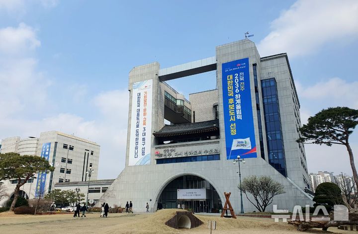 전주시, 추석 연휴 특별교통대책 가동...공영주차장 무료 개방 - 뉴스 썸네일 이미지