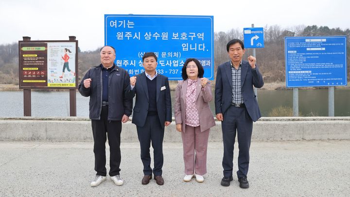 취수원다변화추진특별위원회 현장시찰 모습. *재판매 및 DB 금지