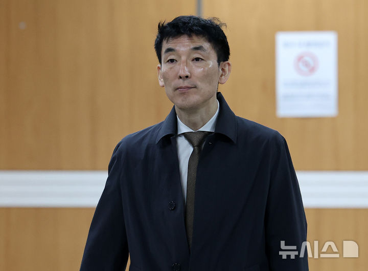 '감치 15일' 김용현 변호인, 집행정지 신청했으나 기각