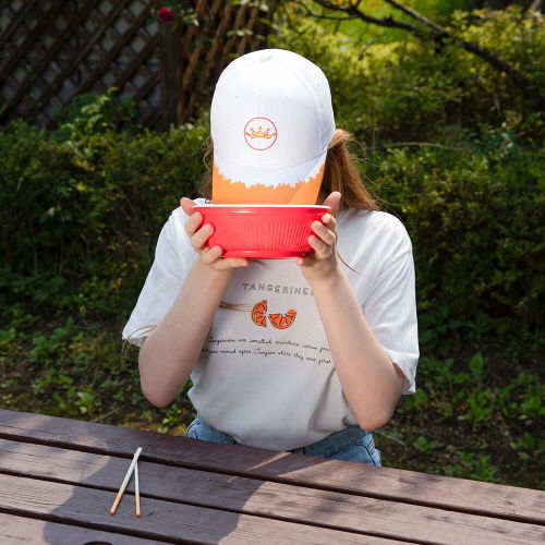 왕뚜껑 모자 모습.(사진=팔도 제공) *재판매 및 DB 금지