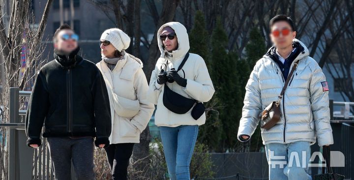 충남권 낮 최고 15도까지 올라 포근...대기 건조해 '화재 주의' - 뉴스 썸네일 이미지