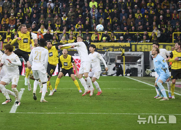 [도르트문트=AP/뉴시스] 독일 프로축구 분데스리가 마인츠의 홍현석. 2025.03.30.