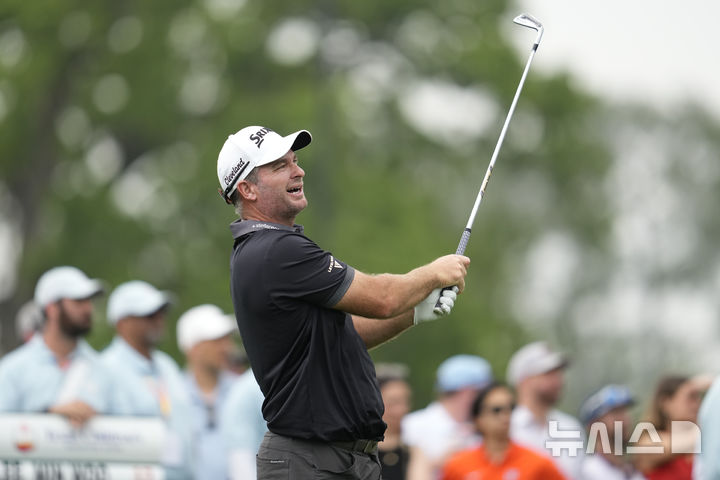 [휴스턴=AP/뉴시스] 미국프로골프(PGA) 투어 원플라이트 머틀비치 클래식에서 우승한 라이언 폭스. 2025. 3. 30.