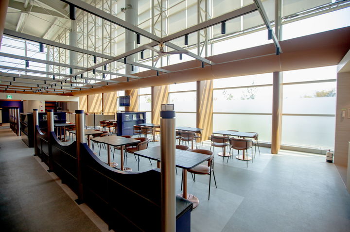 풀무원푸드앤컬처에서 운영하는 'N스카이허브라운지' 내부 전경(사진=풀무원푸드앤컬처 제공) *재판매 및 DB 금지