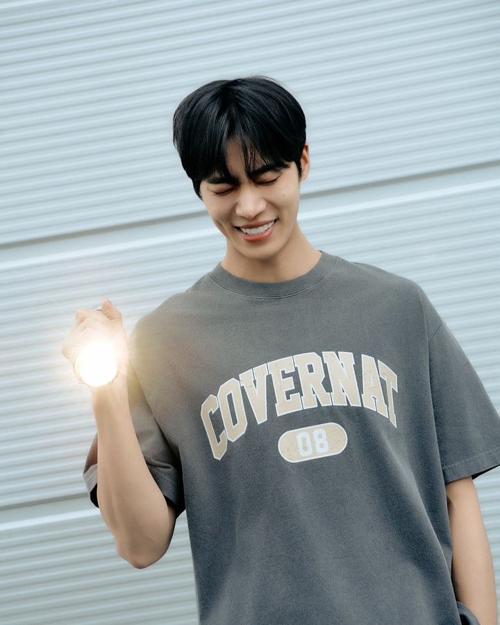 [서울=뉴시스] 추영우. (사진=데이즈드 제공) 2025.04.01. photo@newsis.com *재판매 및 DB 금지 *재판매 및 DB 금지 *재판매 및 DB 금지