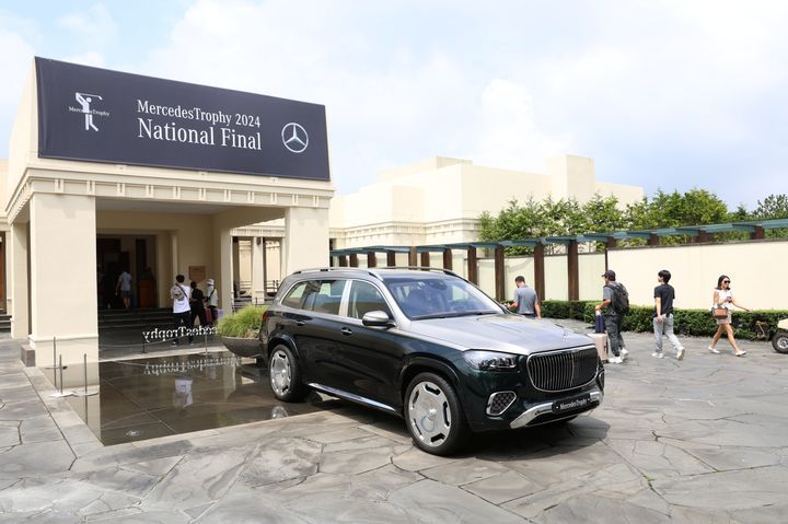 [서울=뉴시스] 메르세데스-벤츠 코리아가 메르세데스-벤츠 고객들과 함께하는 글로벌 골프 대회 '메르세데스 트로피 2025'의 국내 지역 예선을 4월 29일부터 시작한다. (사진=메르세데스-벤츠 코리아 제공) 2025.04.01 photo@newsis.com *재판매 및 DB 금지