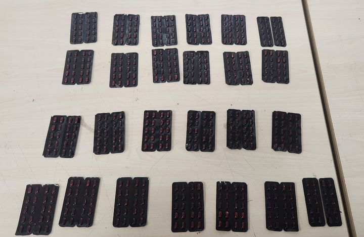 [부산=뉴시스] 부산세관이 압수한 향정신성의약품 졸피뎀. (사진=부산세관 제공) 2025.04.02. photo@newsis.com&nbsp; *재판매 및 DB 금지